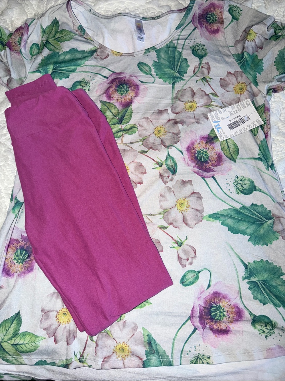 LuLaRoe OS Pink Leggings with XL NWT Classic Floral Top